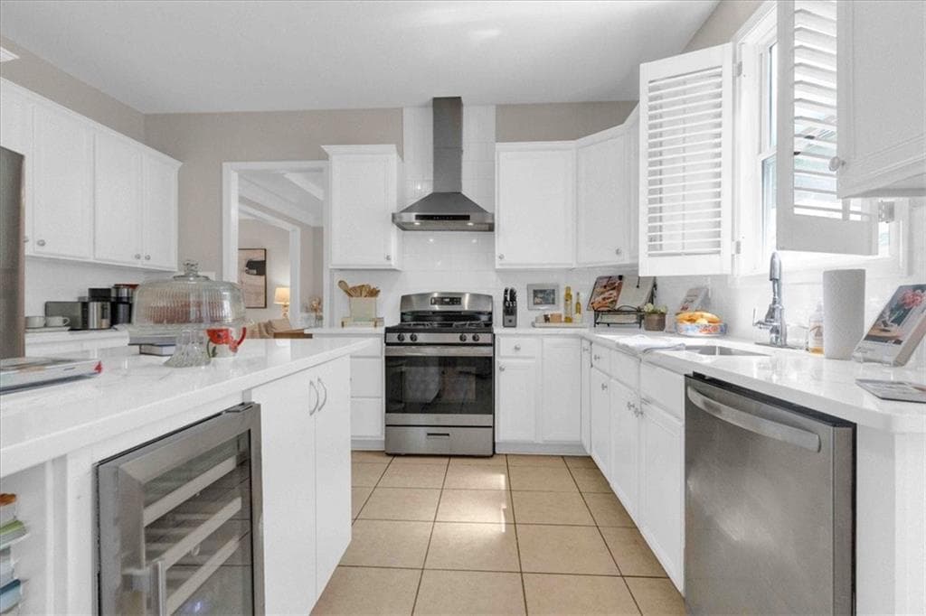 4 bedroom, 3 bathroom, 2,843 sq ft single family residence for sale at 3123 Wolf Club Drive, Atlanta, GA 30349 — photo 10
