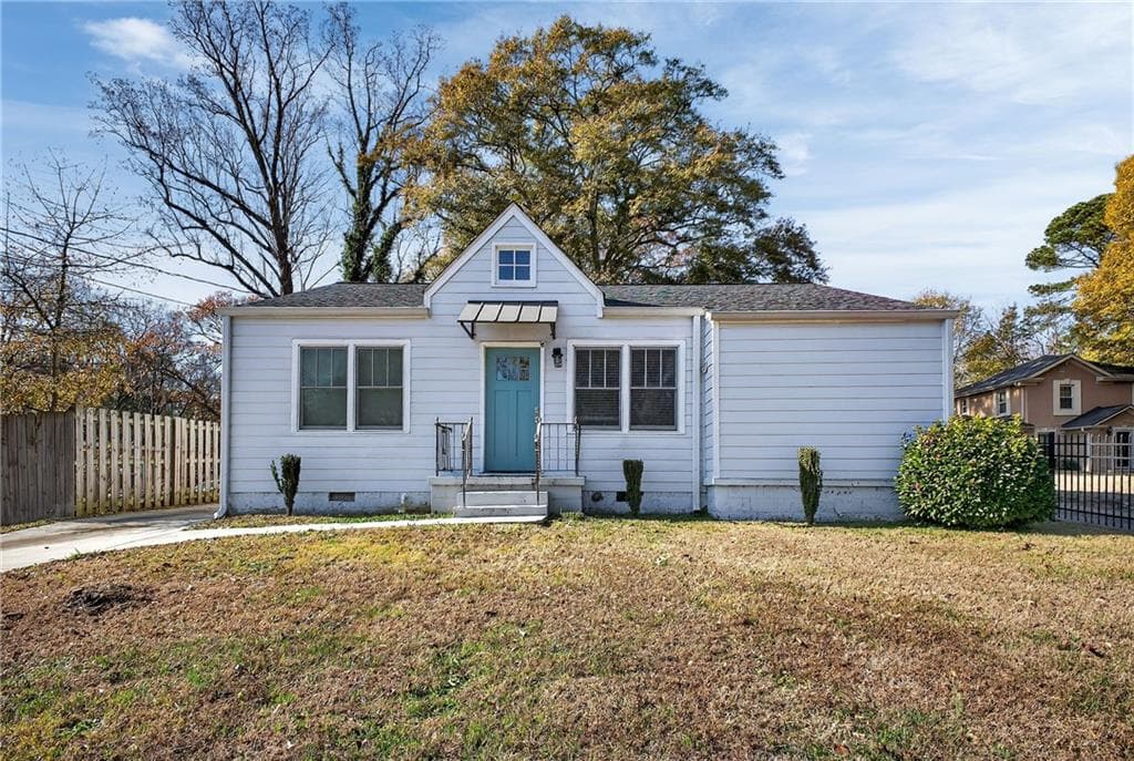 3 bedroom, 2 bathroom, 1,286 sq ft single family residence sold at 620 Hamilton E Holmes Drive, Atlanta, GA 30318