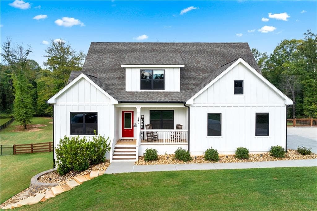 240 Oakwood Drive, Commerce, GA 30529 — most recent listing photo