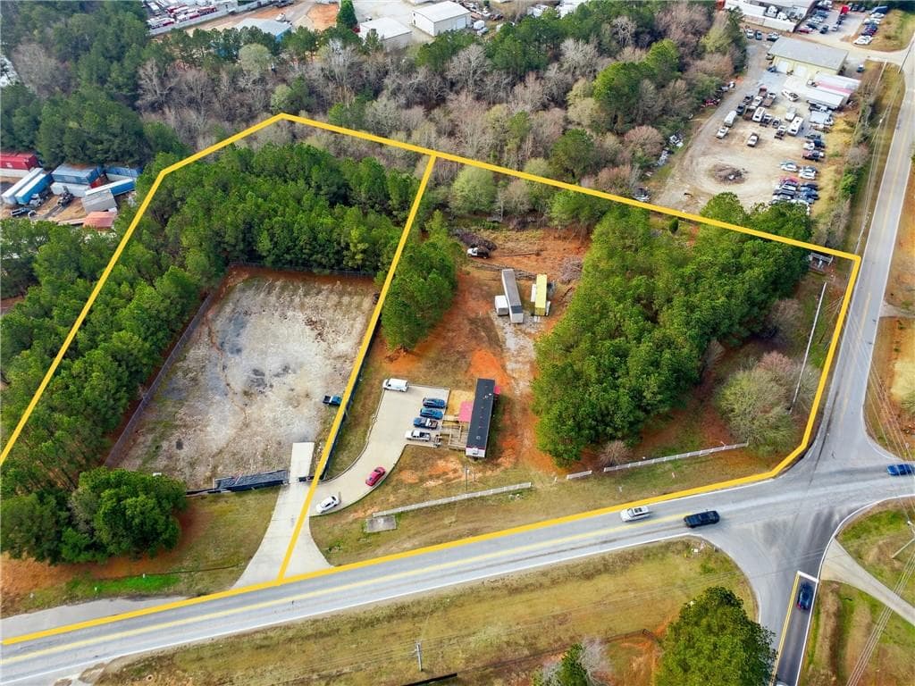 1 bedroom, 1 bathroom other under contract at 1052 Carl-Bethlehem Road, Winder, GA 30680 — photo 4