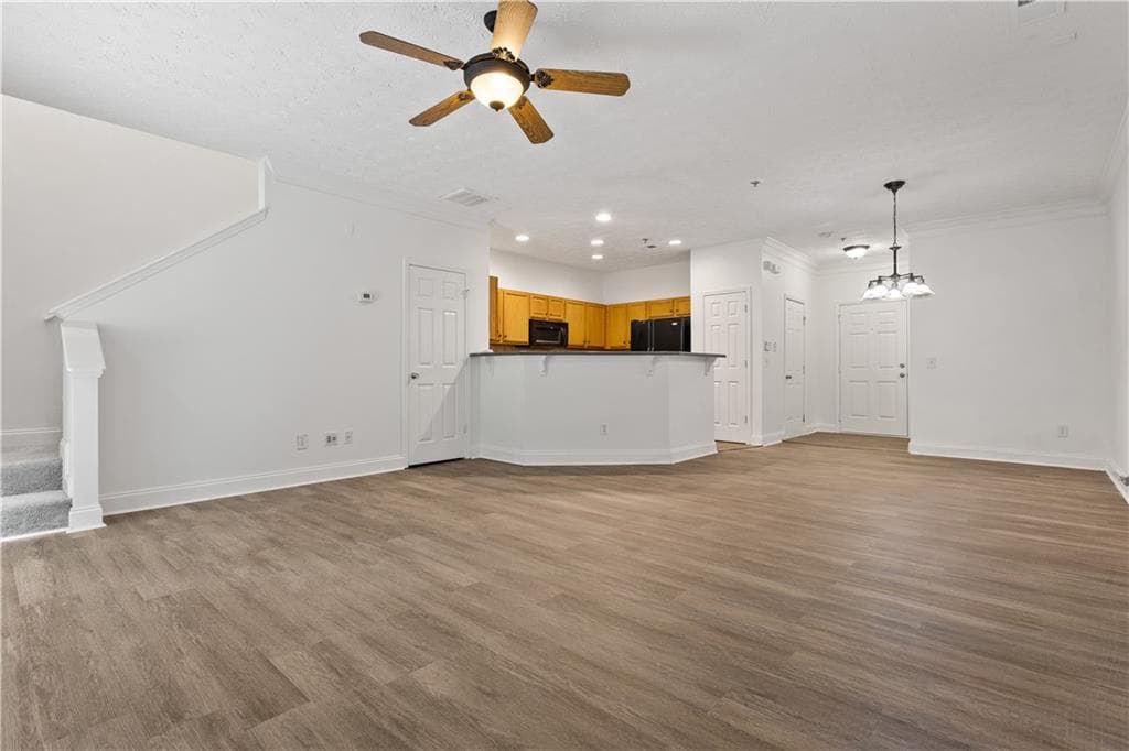 3 bedroom, 3 bathroom, 1,573 sq ft townhouse for sale at 125 Ellis Drive 125, Conyers, GA 30012 — photo 7