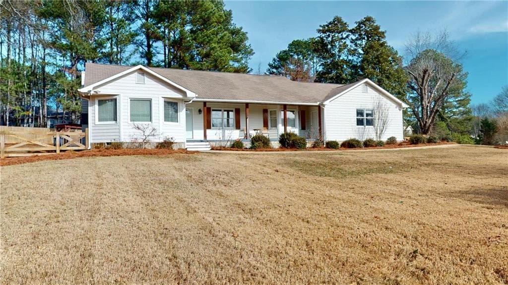 3 bedroom, 2 bathroom, 2,120 sq ft single family residence under contract at 1042 Mission Road, Cartersville, GA 30120 — photo 3