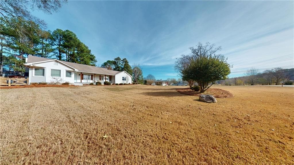 3 bedroom, 2 bathroom, 2,120 sq ft single family residence under contract at 1042 Mission Road, Cartersville, GA 30120 — photo 4