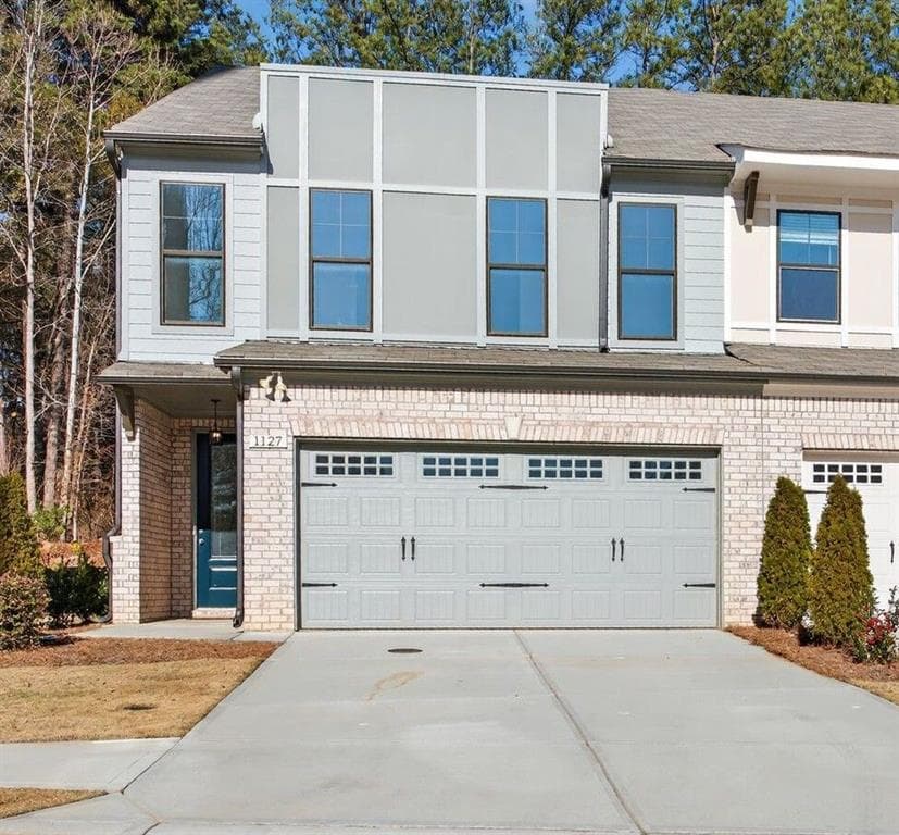 1127 Lucan Ln, Lawrenceville, GA 30043 — most recent listing photo
