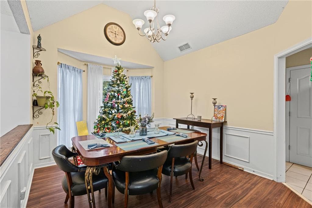5 bedroom, 3 bathroom, 2,270 sq ft single family residence for sale at 65 Mosswood Trail, Newnan, GA 30265 — photo 8