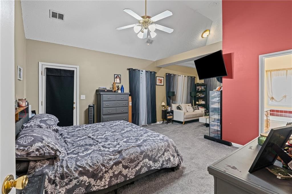 5 bedroom, 3 bathroom, 2,270 sq ft single family residence for sale at 65 Mosswood Trail, Newnan, GA 30265 — photo 10