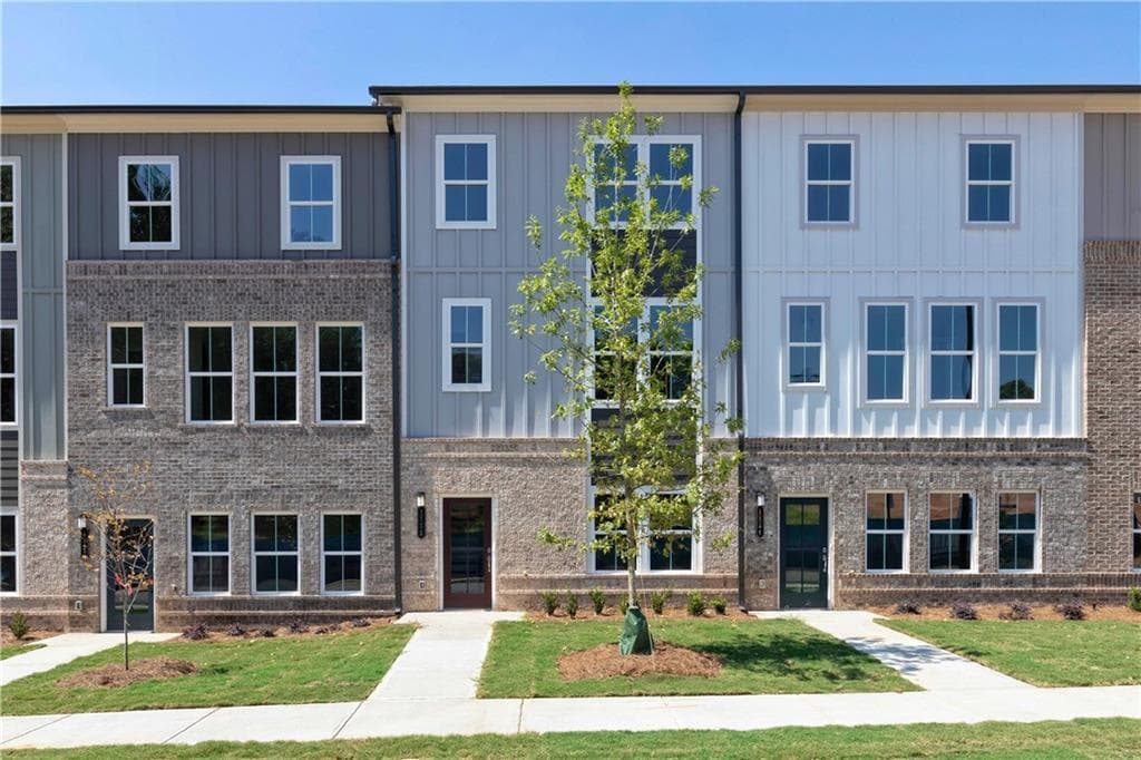 1047 Bullpen Bluffs, Lawrenceville, GA 30043 — most recent listing photo