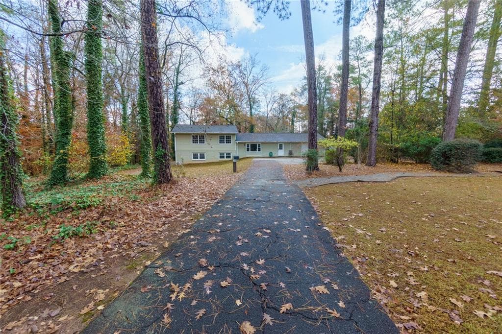 110 Robin Road, Marietta, GA 30067 — most recent listing photo