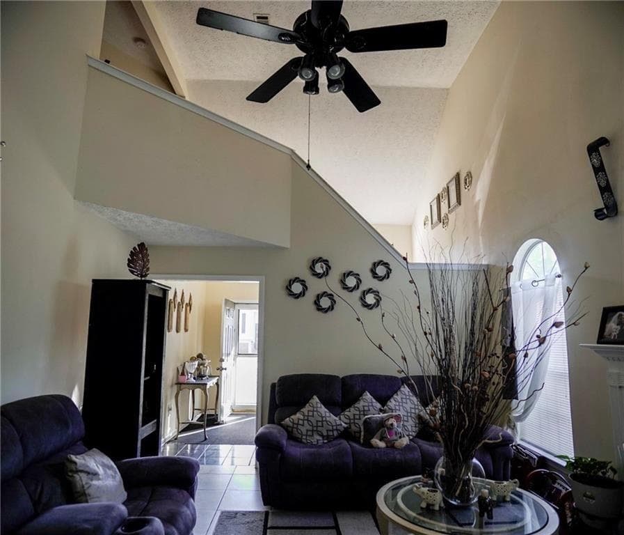 3 bedroom, 3 bathroom, 1,755 sq ft single family residence for sale at 493 E LAKE Drive, Riverdale, GA 30274 — photo 5
