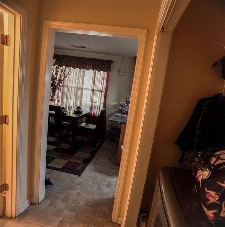 3 bedroom, 3 bathroom, 1,755 sq ft single family residence for sale at 493 E LAKE Drive, Riverdale, GA 30274 — photo 9