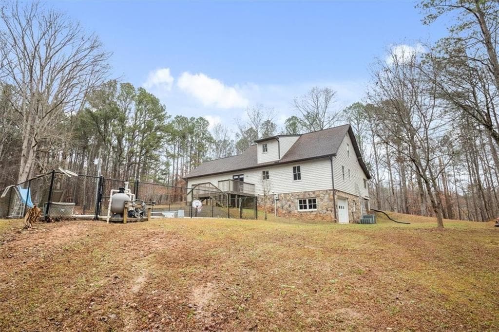 4 bedroom, 2 bathroom, 2,472 sq ft single family residence for sale at 1075 Johnson Brady Road, Canton, GA 30115 — photo 6