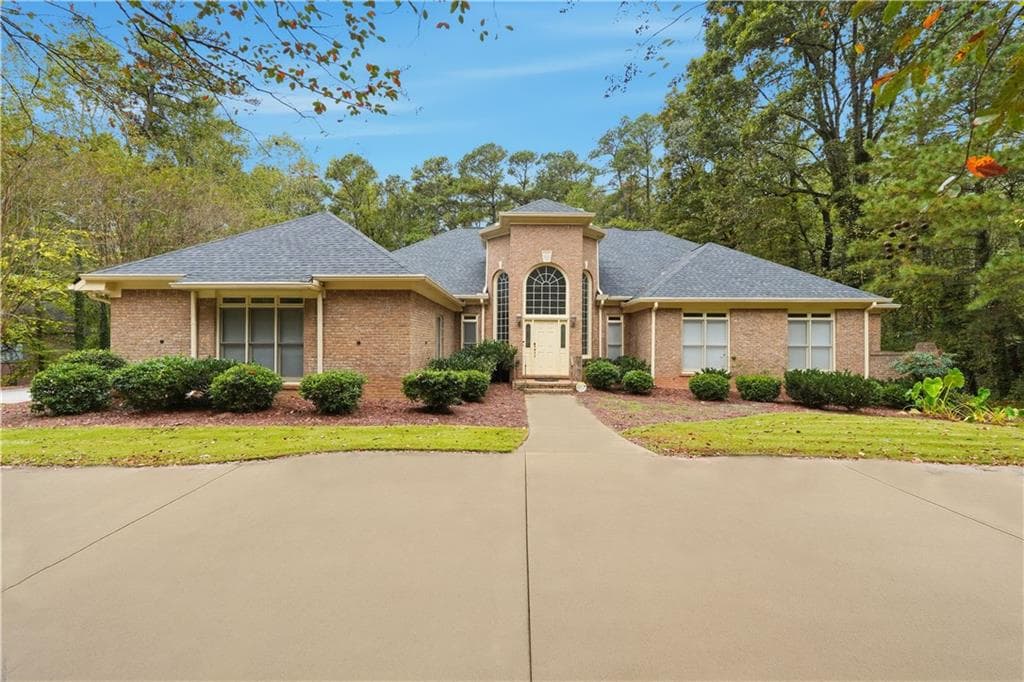 1988 Fairgreen Drive, Stone Mountain, GA 30087 — most recent listing photo