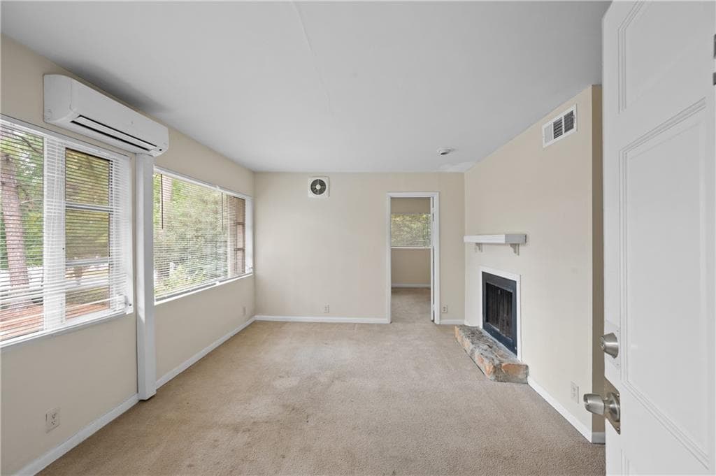 1 bedroom, 1 bathroom, 600 sq ft apartment for rent at 11 Peachtree Hills Avenue B5, Atlanta, GA 30305 for $1,000 a month — photo 2
