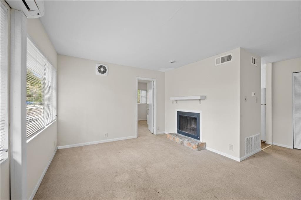 1 bedroom, 1 bathroom, 600 sq ft apartment for rent at 11 Peachtree Hills Avenue B5, Atlanta, GA 30305 for $1,000 a month — photo 3