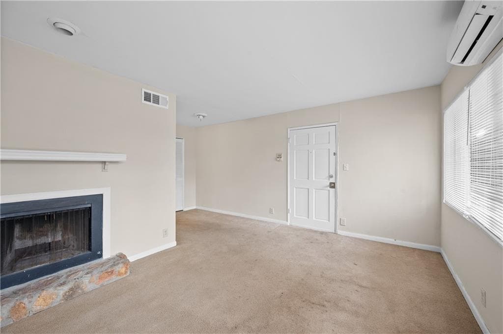 1 bedroom, 1 bathroom, 600 sq ft apartment for rent at 11 Peachtree Hills Avenue B5, Atlanta, GA 30305 for $1,000 a month — photo 4