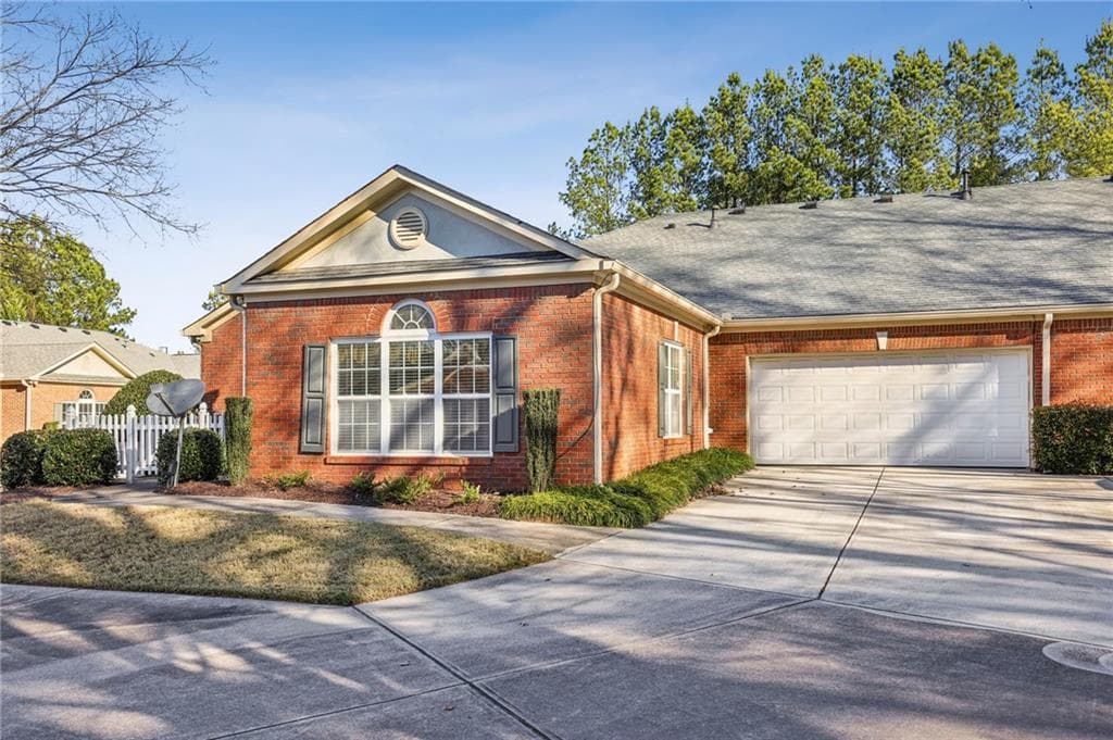 119 HOLIDAY Road 1202, Buford, GA 30518 — most recent listing photo