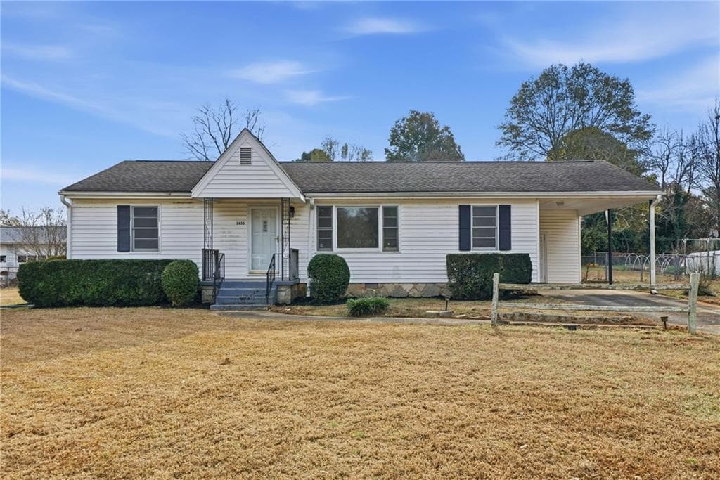 3 bedroom, 2 bathroom, 1,716 sq ft single family residence sold at 1655 Lucelle Avenue, Stone Mountain, GA 30087