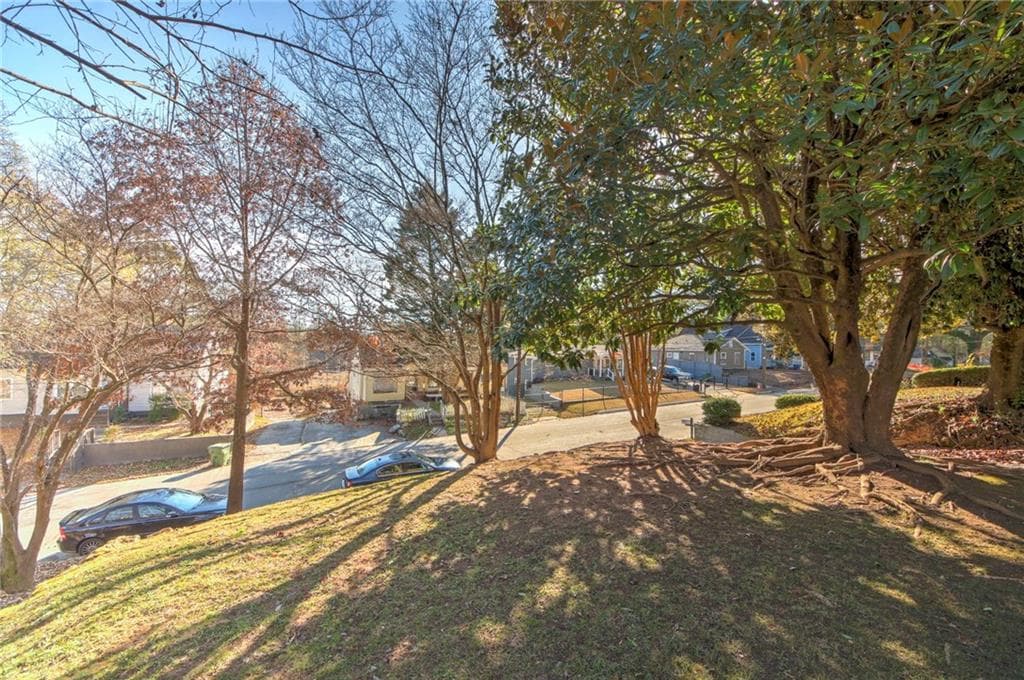 single family residence for sale at 1301 North Avenue, Atlanta, GA 30318 — photo 8