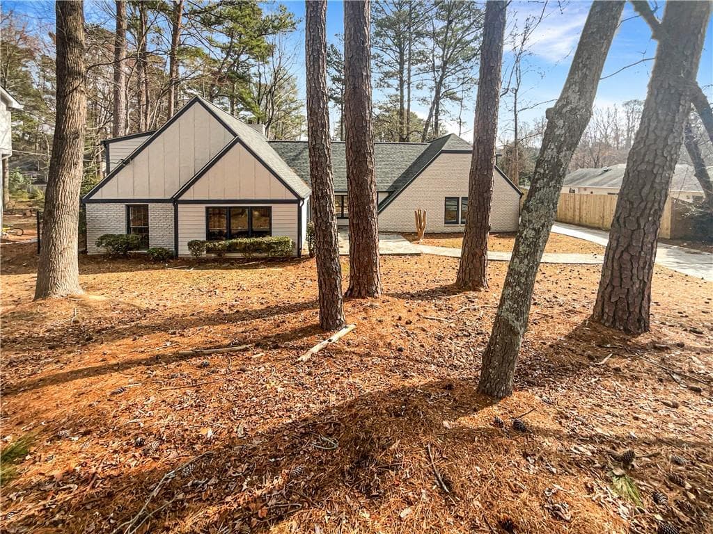 7040 Northgreen Drive, Atlanta, GA 30328 — most recent listing photo