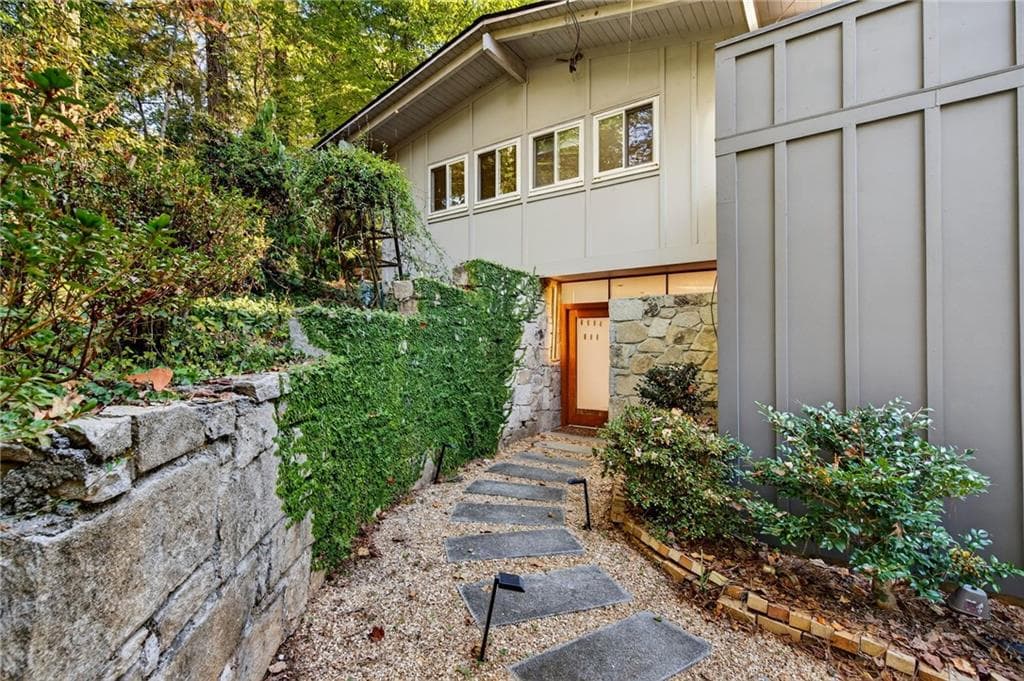 3813 Watkins Place, Brookhaven, GA 30319 — most recent listing photo