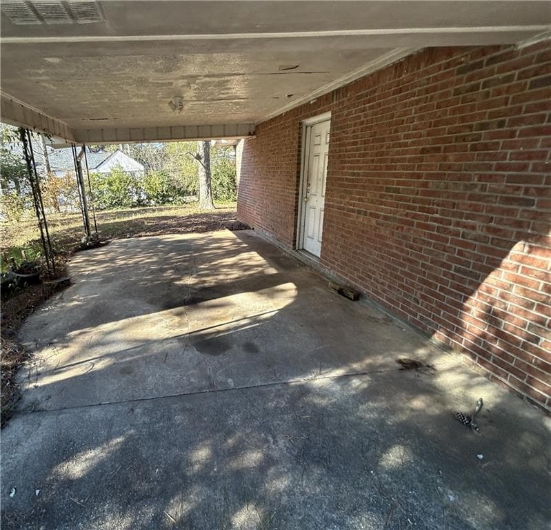 3 bedroom, 2 bathroom, 1,092 sq ft single family residence under contract at 2181 Delowe Drive, East Point, GA 30344 — photo 5