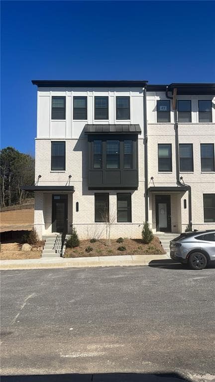 4 bedroom, 4 bathroom, 2,314 sq ft townhouse for rent at 323 Sammon Way, Lawrenceville, GA 30046 for $2,800 a month — photo 2