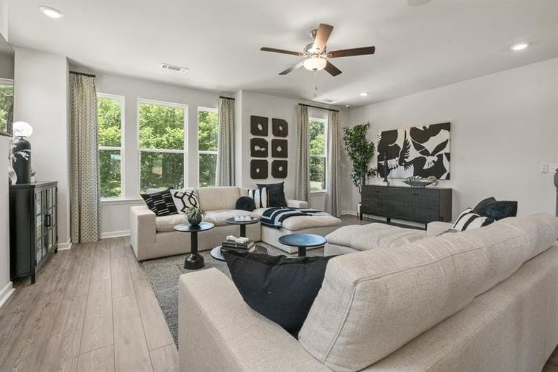 4 bedroom, 4 bathroom, 2,314 sq ft townhouse for rent at 323 Sammon Way, Lawrenceville, GA 30046 for $2,800 a month — photo 6