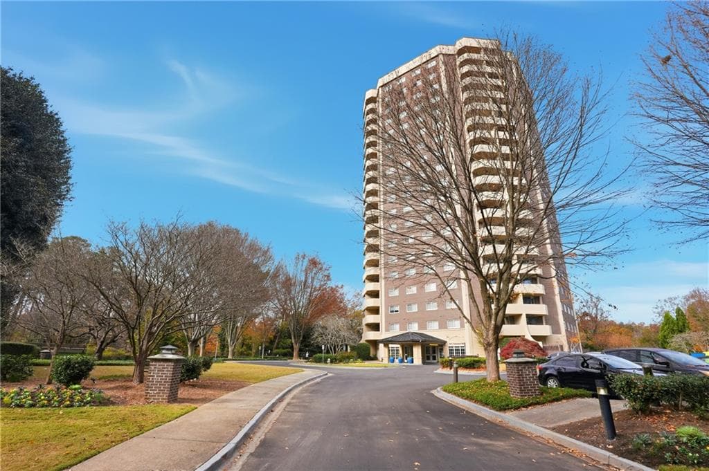 1501 Clairmont Road 1316, Decatur, GA 30033 — most recent listing photo