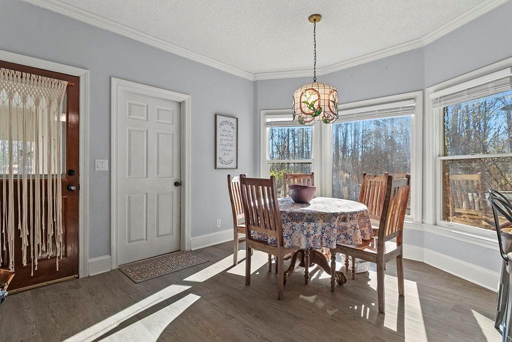 5 bedroom, 5 bathroom, 3,481 sq ft single family residence for sale at 138 Dumbarton Drive, Macon, GA 31210 — photo 5