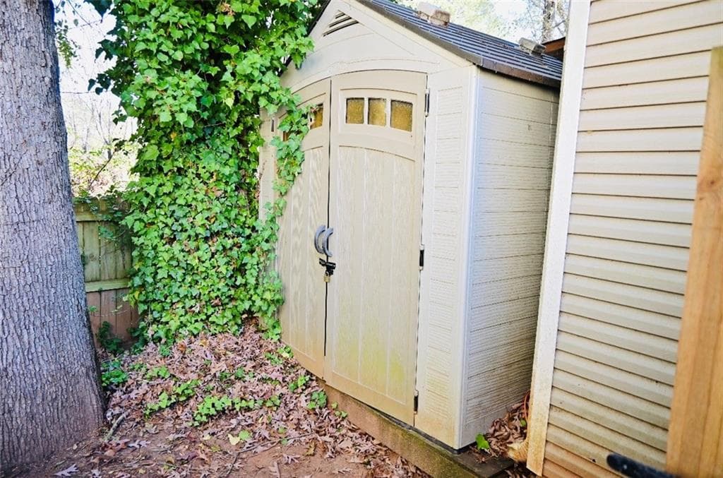3 bedroom, 2 bathroom, 1,305 sq ft single family residence for sale at 145 Turning Point, Stockbridge, GA 30281 — photo 6