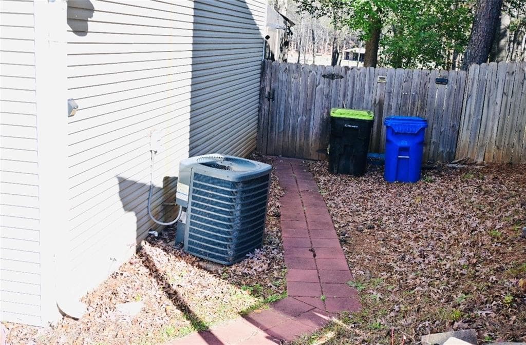 3 bedroom, 2 bathroom, 1,305 sq ft single family residence for sale at 145 Turning Point, Stockbridge, GA 30281 — photo 7