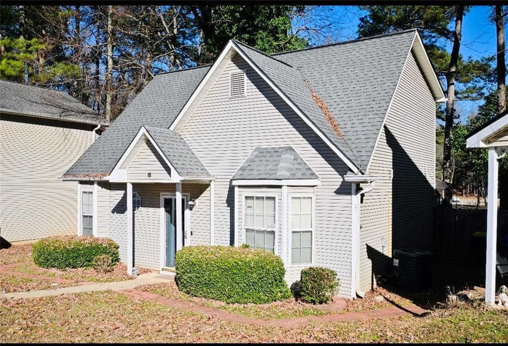 3 bedroom, 2 bathroom, 1,305 sq ft single family residence for sale at 145 Turning Point, Stockbridge, GA 30281 — photo 3