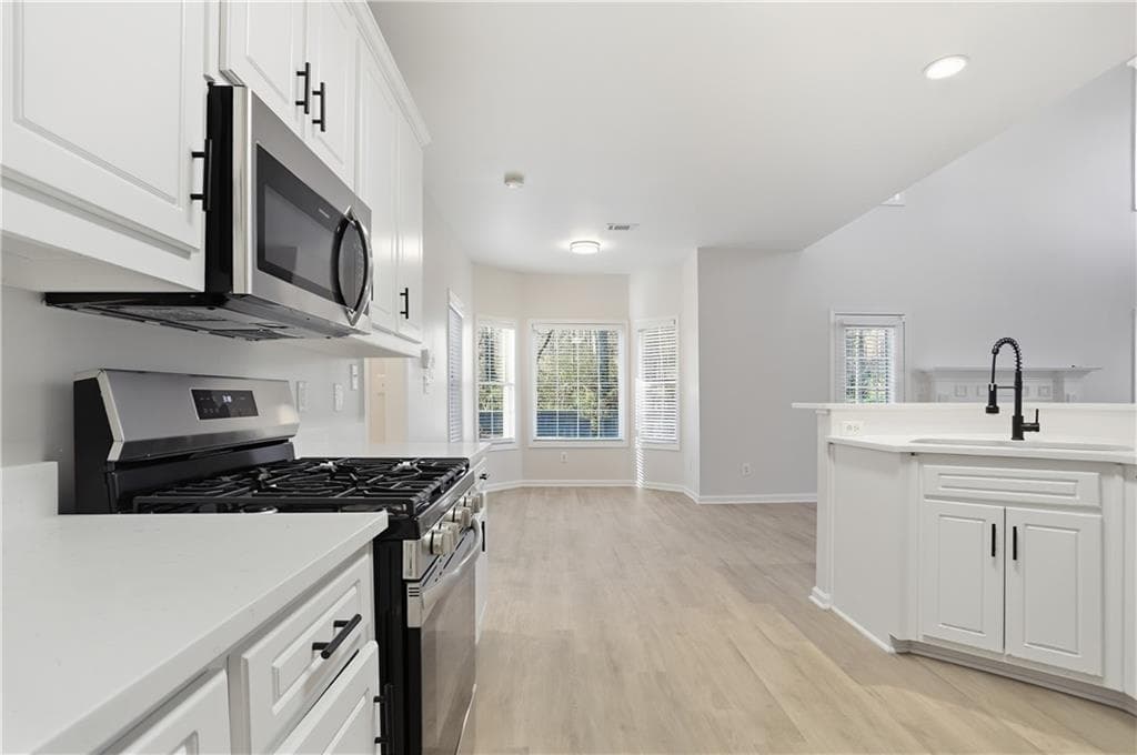 4 bedroom, 3 bathroom, 2,730 sq ft single family residence for sale at 1210 Arthur Court, Lawrenceville, GA 30043 — photo 8