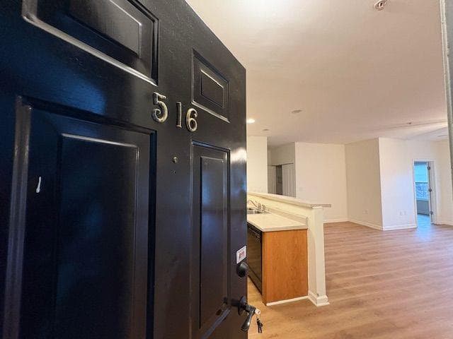 2 bedroom, 2 bathroom, 1,128 sq ft condominium for sale at 7712 Autry Circle 516, Douglasville, GA 30134 — photo 3