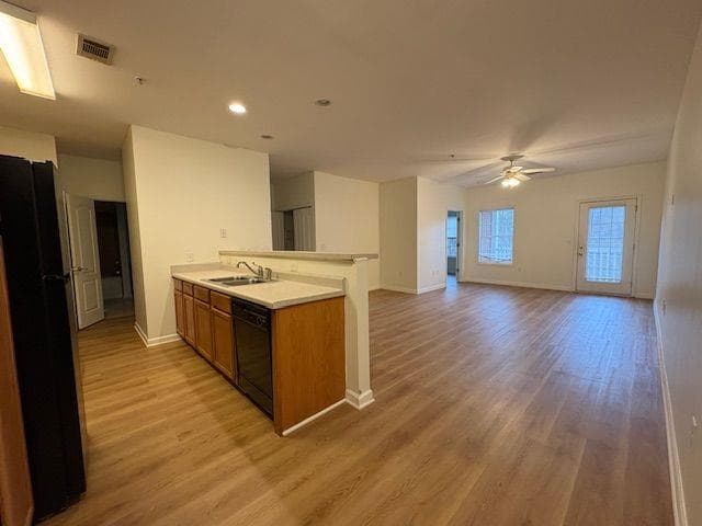 2 bedroom, 2 bathroom, 1,128 sq ft condominium for sale at 7712 Autry Circle 516, Douglasville, GA 30134 — photo 4