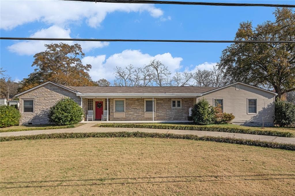 128 Highland Drive, West Point, GA 31833 — most recent listing photo