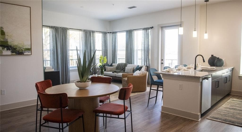 2 bedroom, 2 bathroom, 1,234 sq ft apartment for rent at 1000 Rea Drive 2001, Gainesville, GA 30501 for $1,845 a month — photo 9