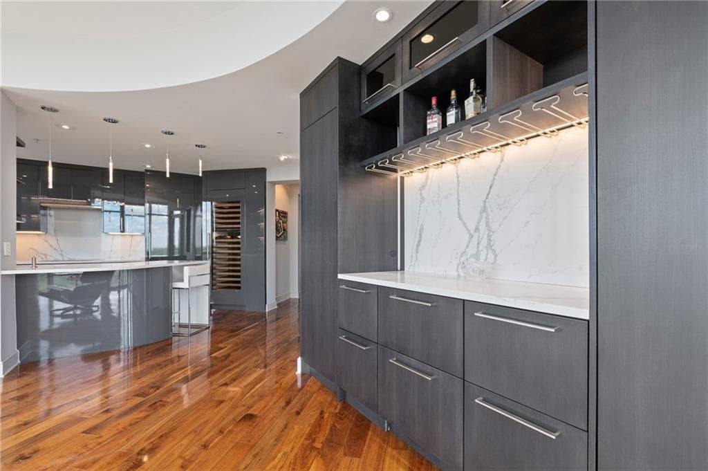 2 bedroom, 3 bathroom, 1,820 sq ft condominium for rent at 222 12th Street 1806, Atlanta, GA 30309 for $7,500 a month — photo 5