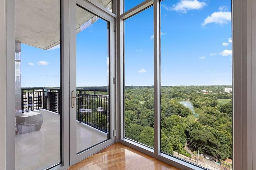 2 bedroom, 3 bathroom, 1,820 sq ft condominium for rent at 222 12th Street 1806, Atlanta, GA 30309 for $7,500 a month — photo 9