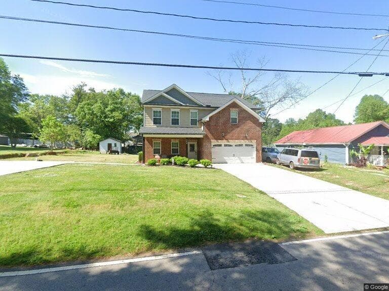 2147 Spring Rd, Gainesville, GA 30504 — most recent listing photo