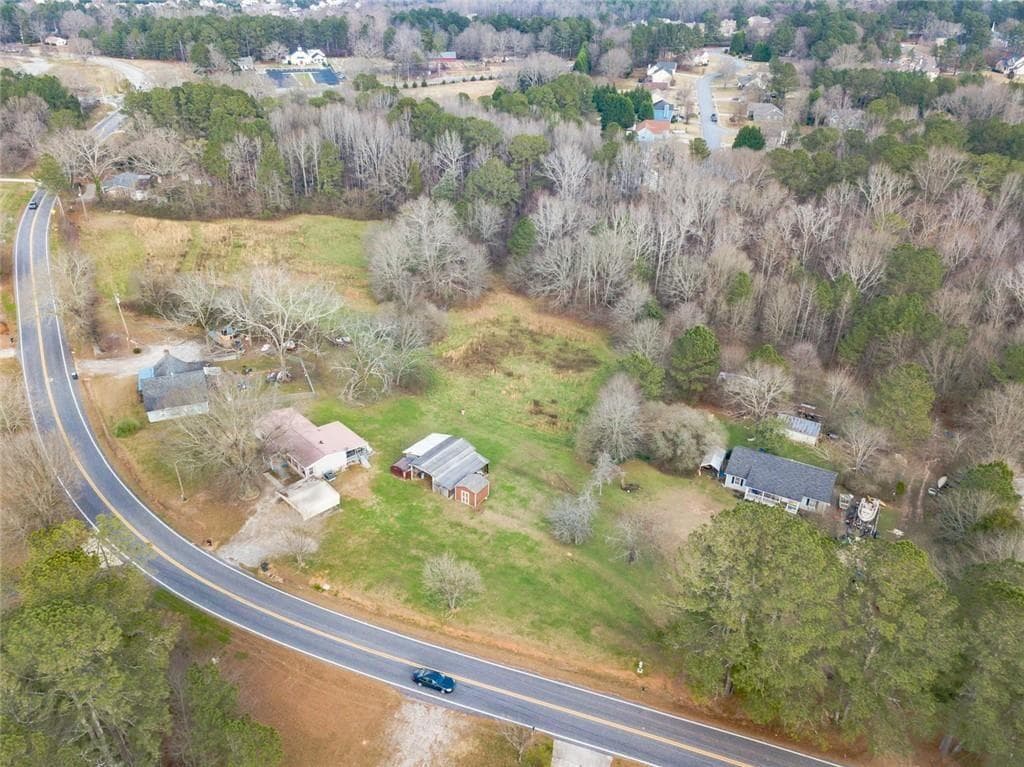 3 bedroom, 3 bathroom single family residence under contract at 928 Grayson New Hope Road, Lawrenceville, GA 30045 — photo 7