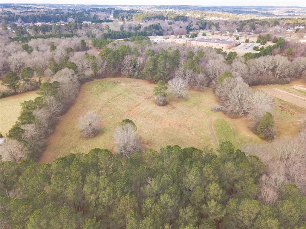 3 bedroom, 3 bathroom single family residence under contract at 928 Grayson New Hope Road, Lawrenceville, GA 30045 — photo 9