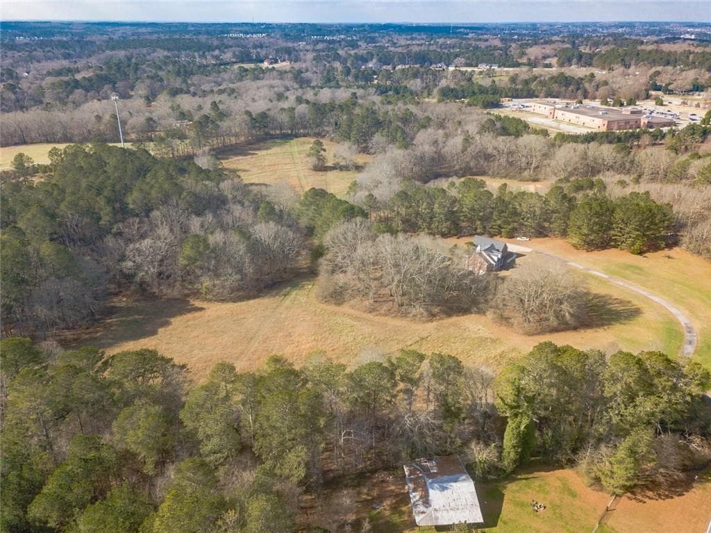 3 bedroom, 3 bathroom single family residence under contract at 928 Grayson New Hope Road, Lawrenceville, GA 30045 — photo 10