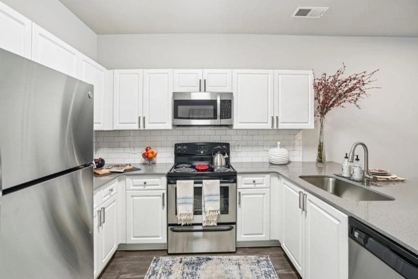 2 bedroom, 2 bathroom, 1,023 sq ft apartment for rent at 405 Phillip Boulevard 0322, Lawrenceville, GA 30046 for $1,366 a month — photo 1 of 61