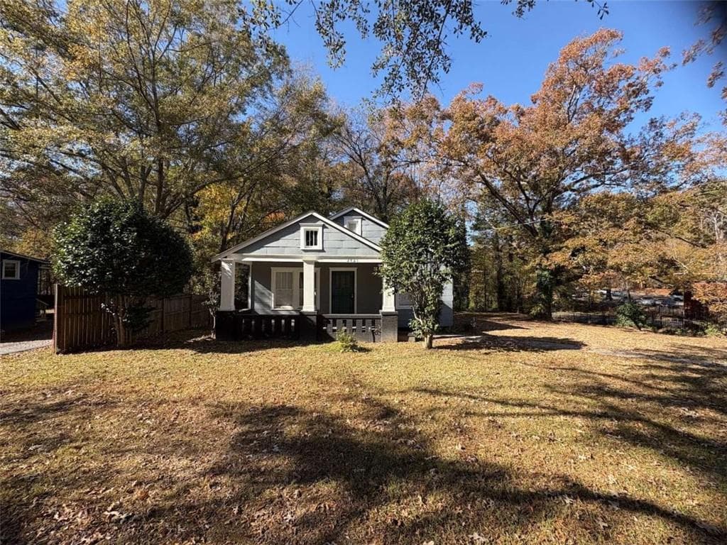 2 bedroom, 1 bathroom, 1,093 sq ft single family residence sold at 2421 Fairburn Road, Atlanta, GA 30331
