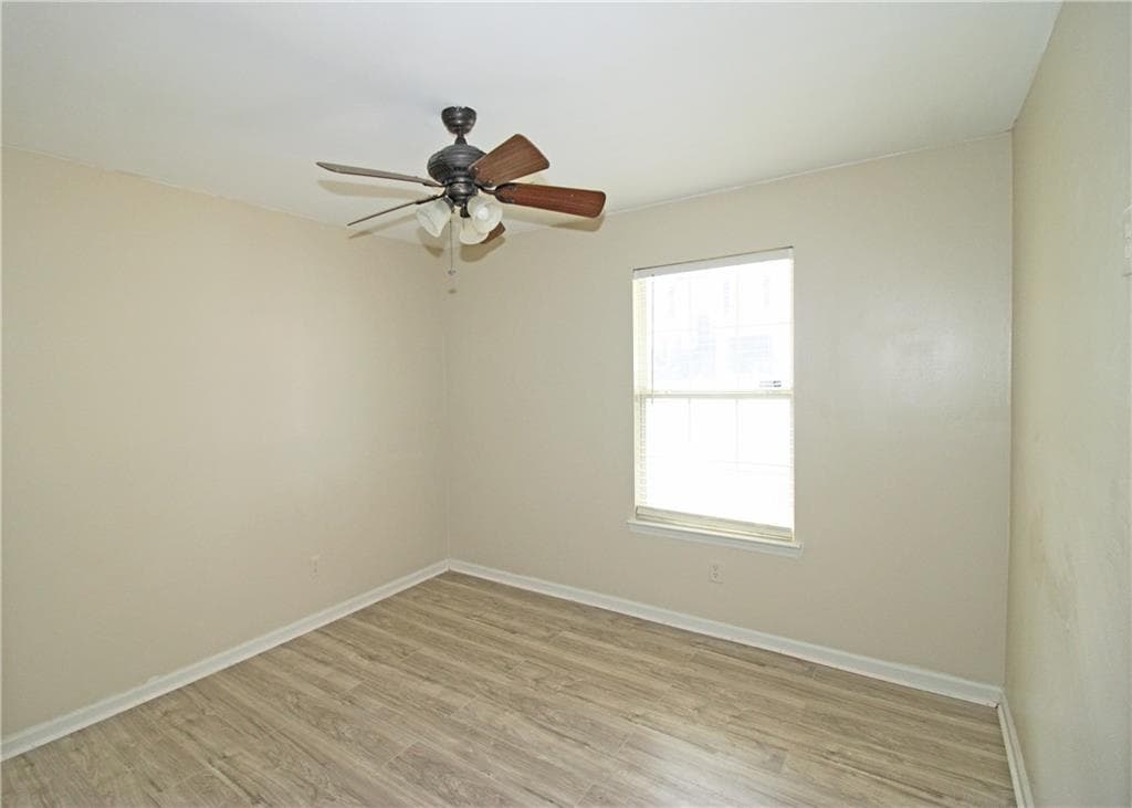 3 bedroom, 2 bathroom, 1,722 sq ft single family residence for sale at 3616 Bristol Overlook, Rex, GA 30273 — photo 4