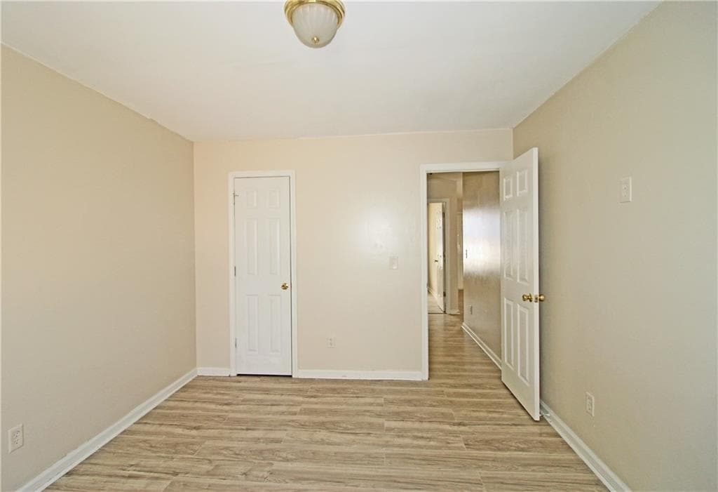 3 bedroom, 2 bathroom, 1,722 sq ft single family residence for sale at 3616 Bristol Overlook, Rex, GA 30273 — photo 5