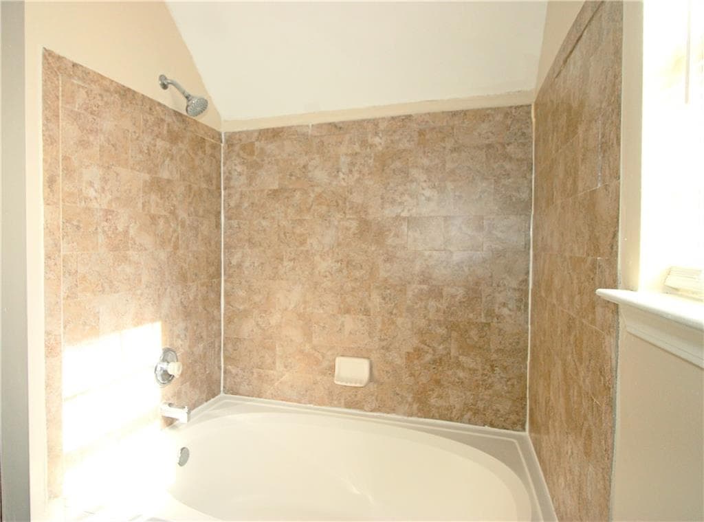3 bedroom, 2 bathroom, 1,722 sq ft single family residence for sale at 3616 Bristol Overlook, Rex, GA 30273 — photo 6