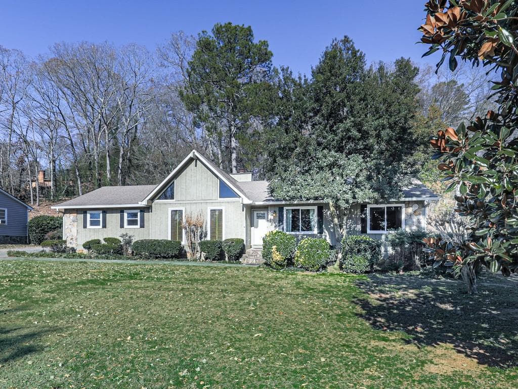 14 Town And Country Drive, Cartersville, GA 30120 — most recent listing photo