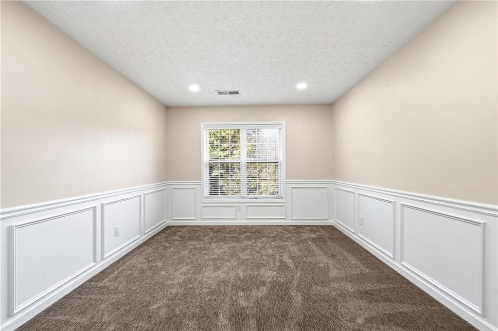 6 bedroom, 4 bathroom, 2,012 sq ft single family residence for sale at 1405 Bramlett Forest Trail, Lawrenceville, GA 30045 — photo 10